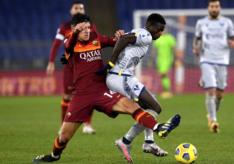 kaiyun电竞-萨索洛客场爆冷击败尤文图斯，斩获关键三分(德赛克巴莱彩虹桥)