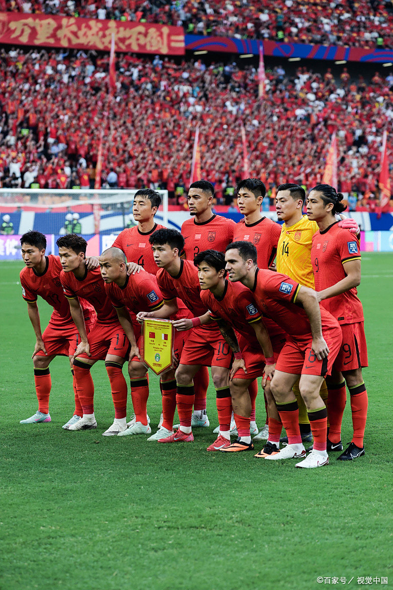 全队团结一心，积极备战关键比赛的简单介绍